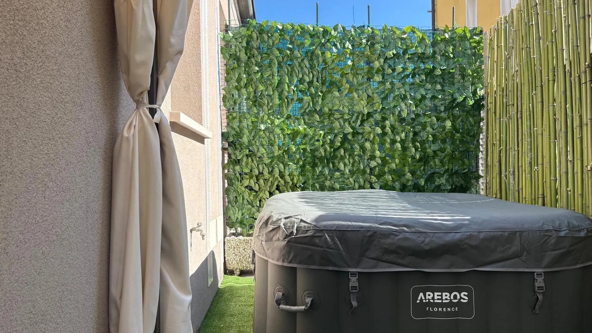 Marila Deluxe, Patio Con Idromassaggio Apartment Lido di Jesolo